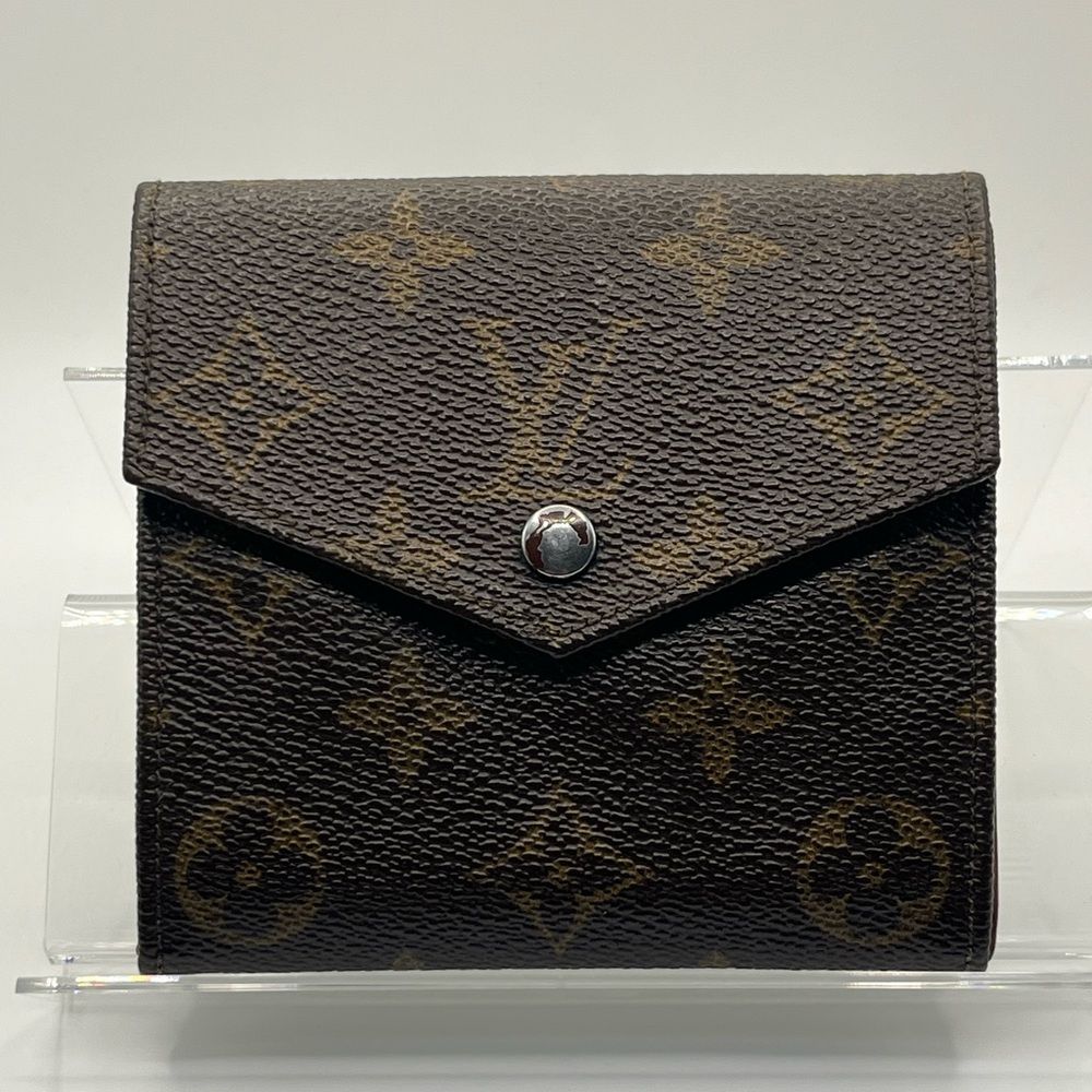 Vintage Louis Vuitton Monogram Elise Bifold Wallet